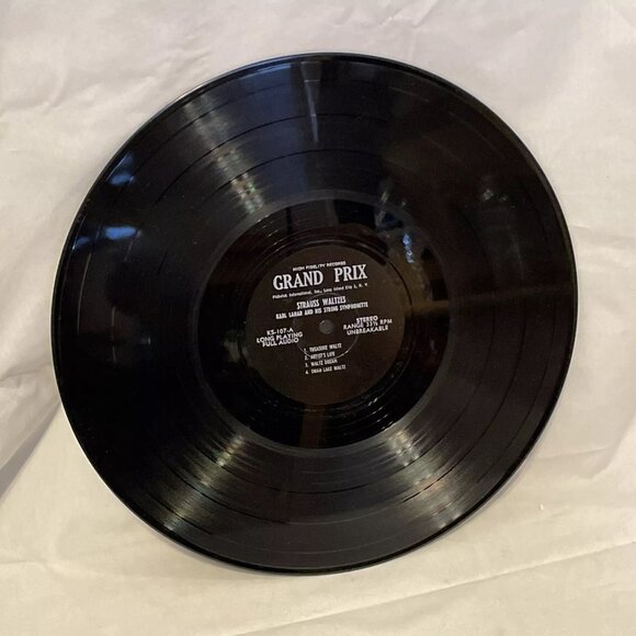 The Karl Lahar String Symphonette Strauss Waltz Favorites (Vinyl) Pickwick K107 - Picture 4 of 7